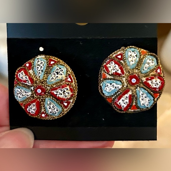 Vintage Micromosaic Clip on Earrings - Picture 5 of 14